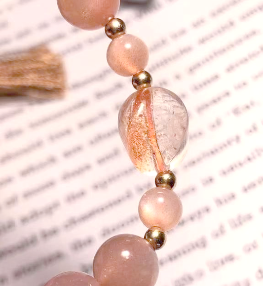 What-Is-A-Sunstone-Crystal Xuan Shu