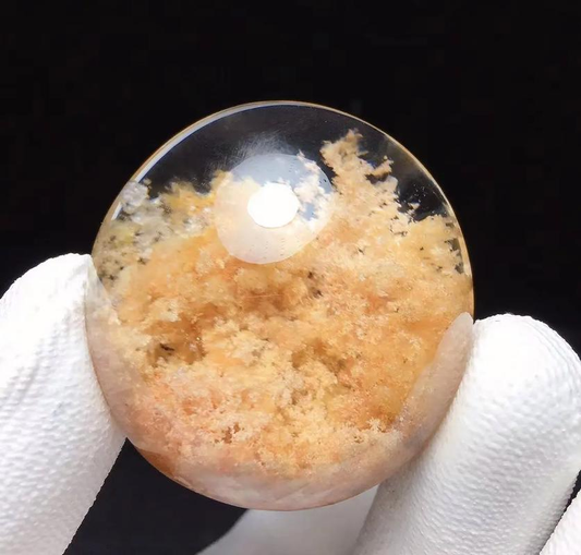 What-Is-Yellow-Phantom-Quartz Xuan Shu