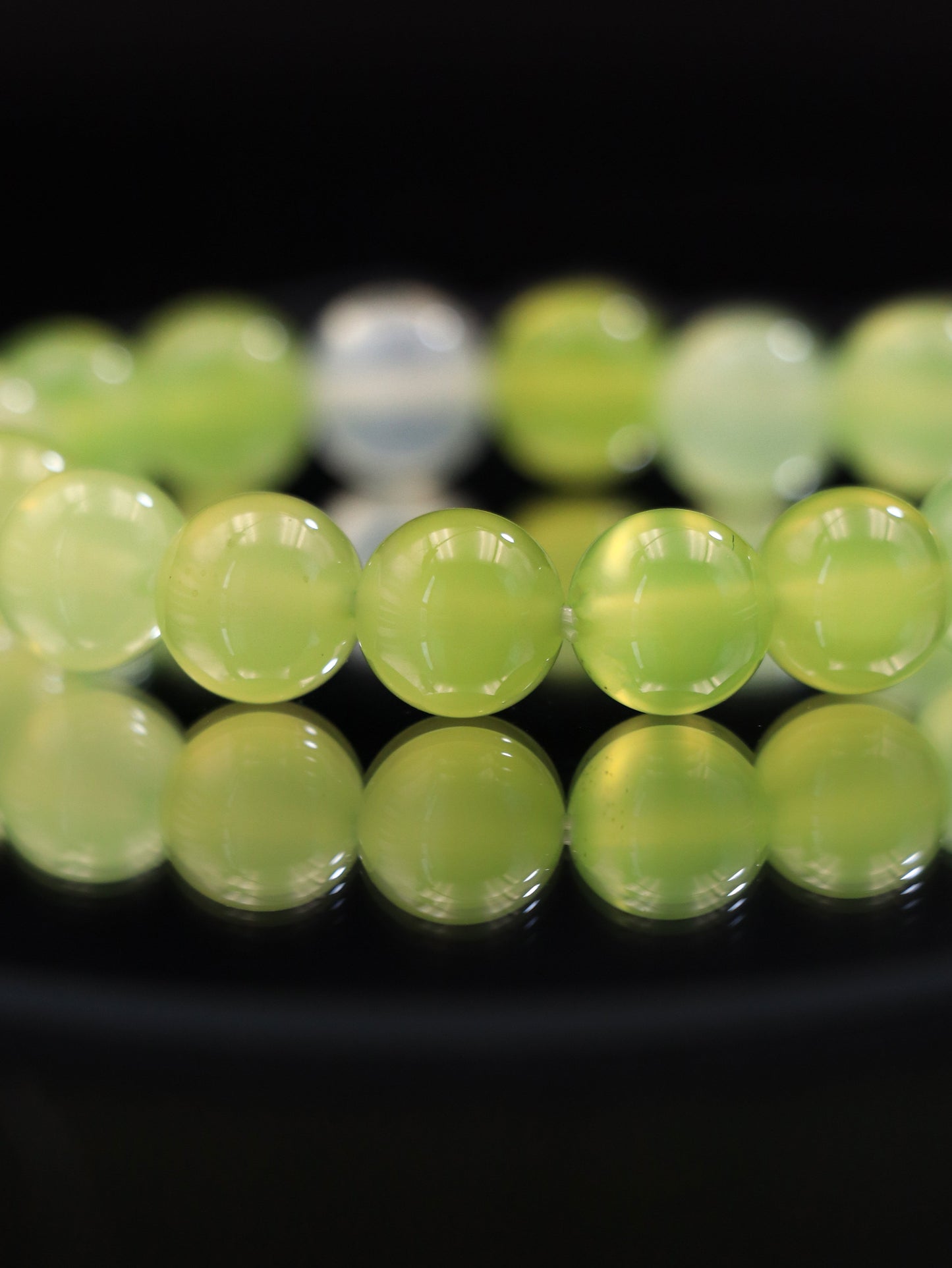 Prehnite Healing Crystal Bracelet – Enhance Emotional Clarity & Calmness XUANSHU