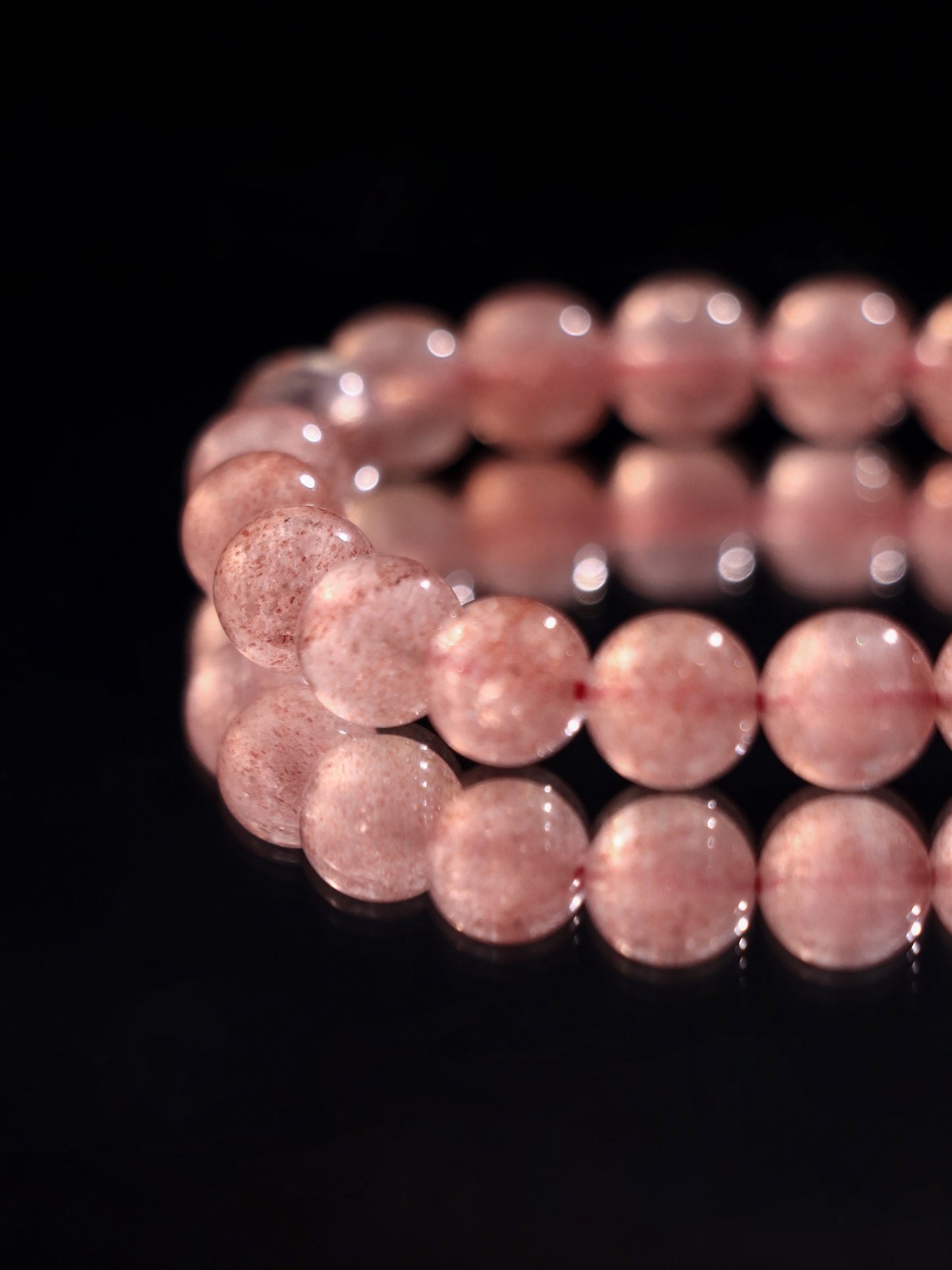 Natural Strawberry Crystal Bracelet - Boosts Emotional Balance & Self-Love XUANSHU