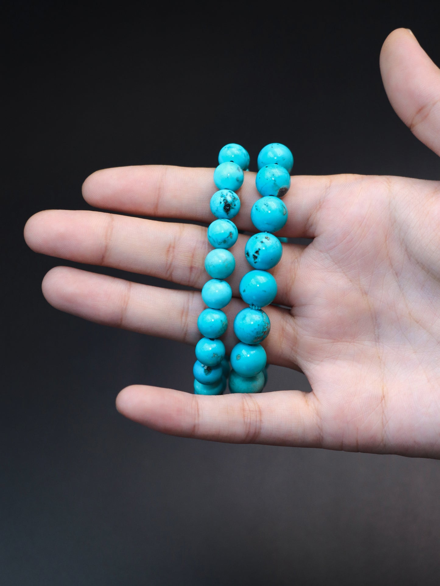 Turquoise Crystal Bracelet – Soothe Anxiety & Lift Your Mood & Enhance Communication