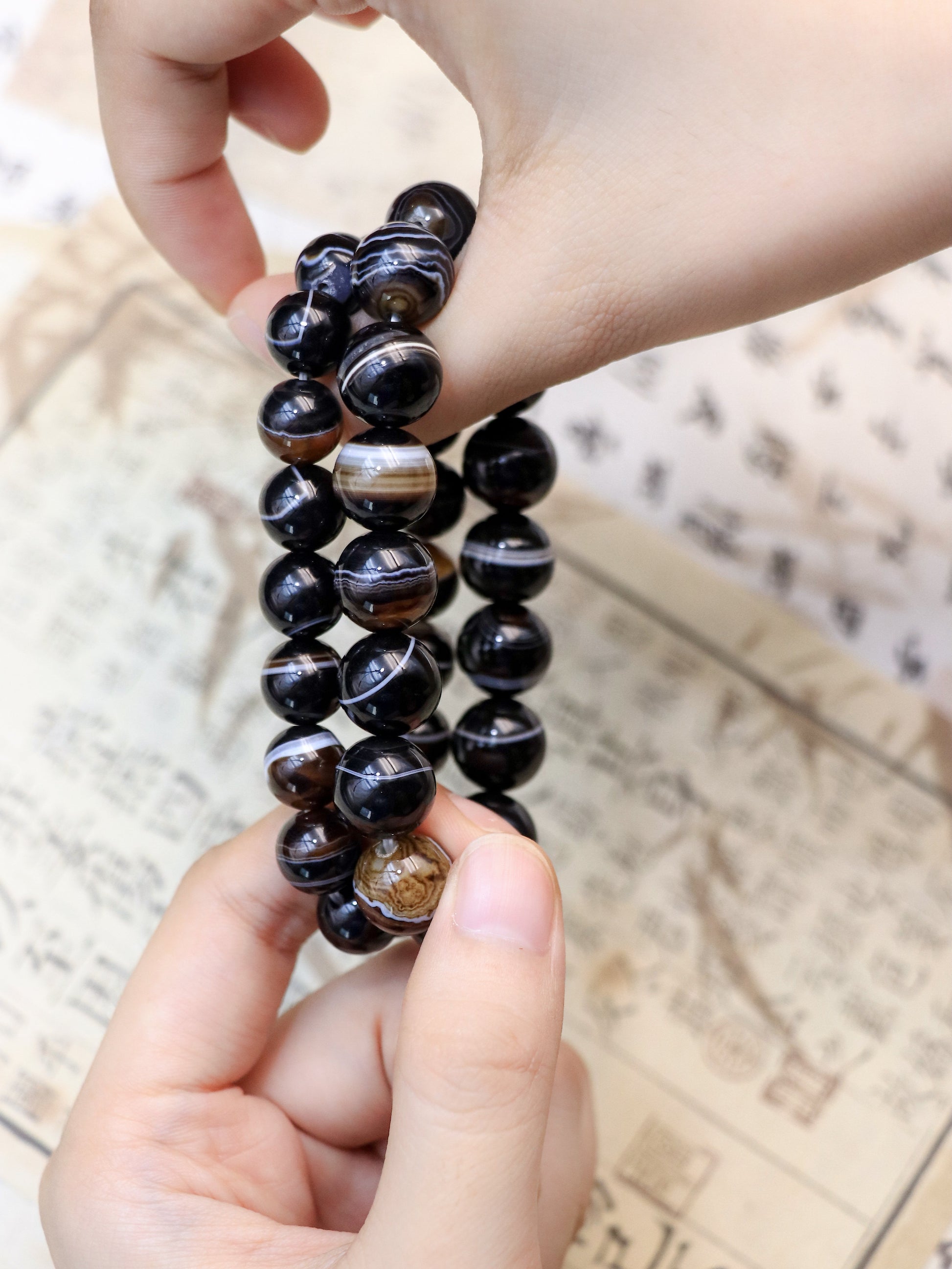 Striped Agate Crystal Bracelet – Balance & Stress Relief XUANSHU