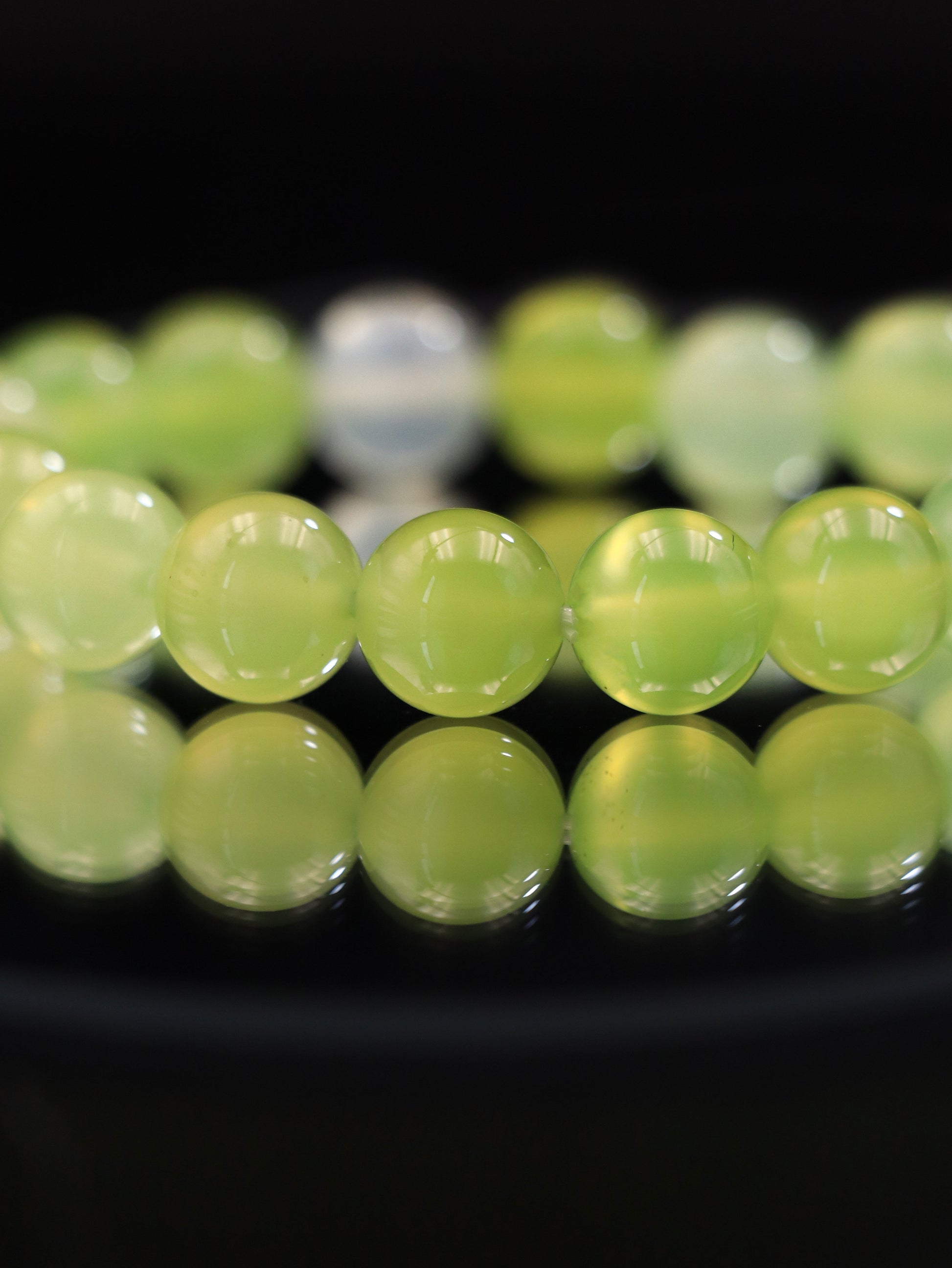 Prehnite Healing Crystal Bracelet – Enhance Emotional Clarity & Calmness XUANSHU