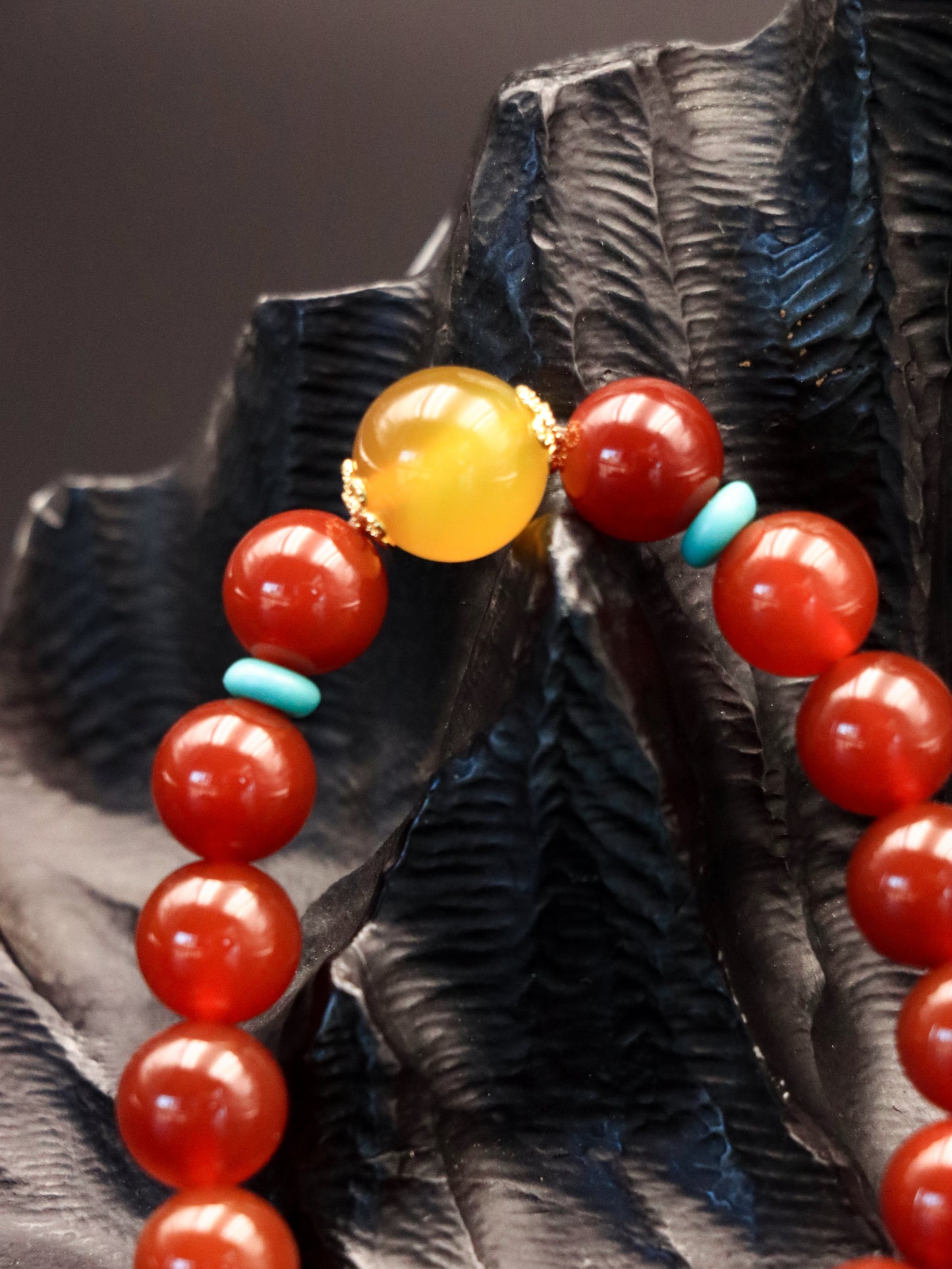 Handmade Red Agate Beaded Bracelet – Enhance Aura & Inner Strength XUANSHU
